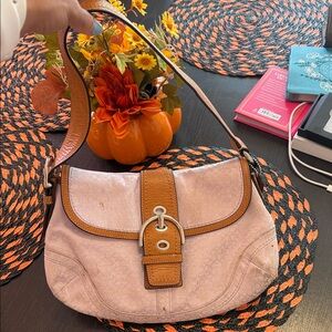 Vintage lavender Coach soho